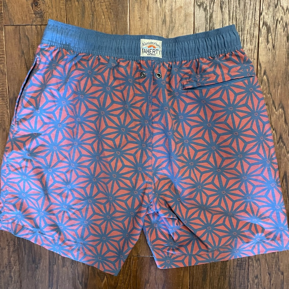 Faherty Beacon Swim Trunks - Picture 10 of 14